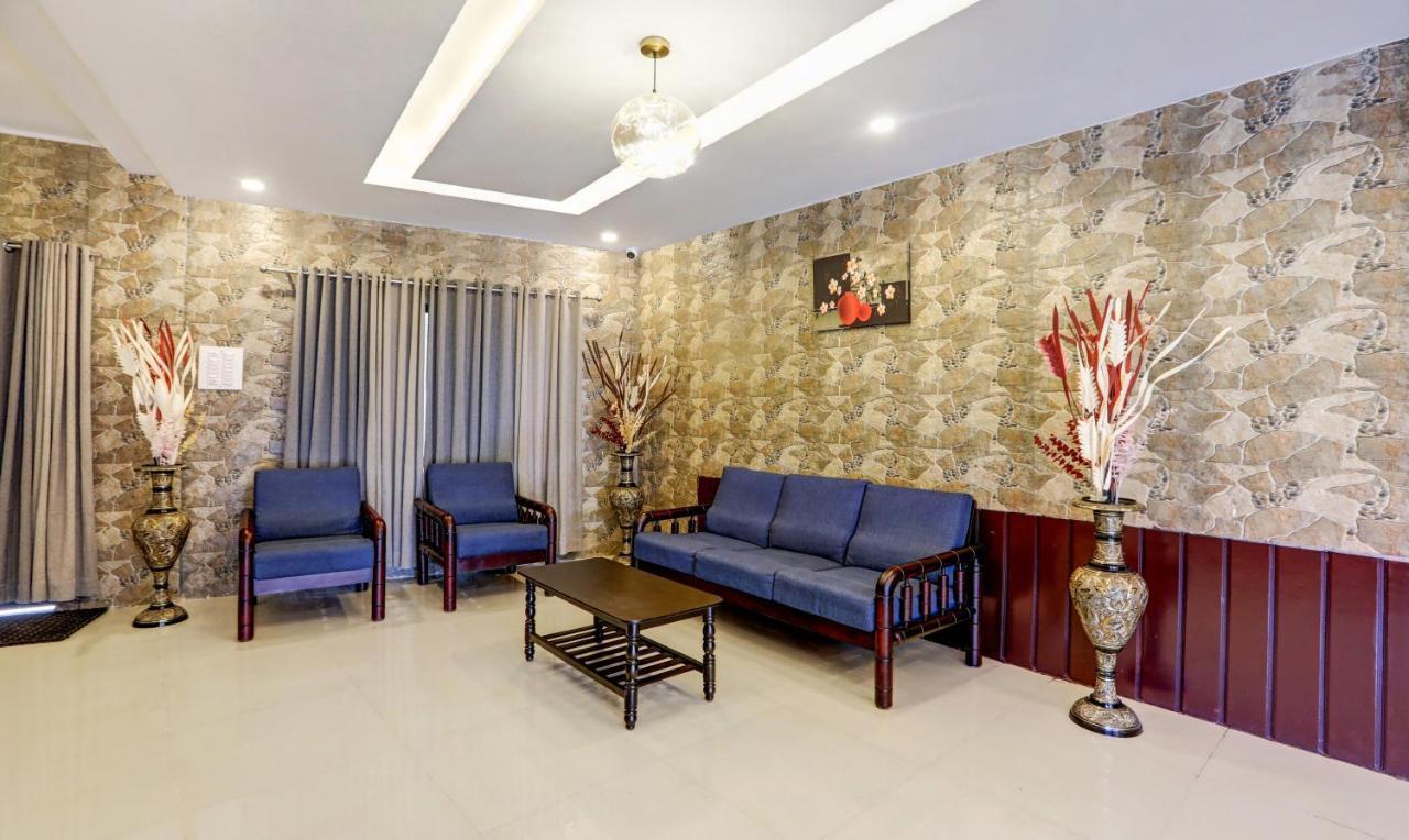 Itsy Hotels Regalia Grand, 500 Mtrs From Madikeri Fort Exterior photo